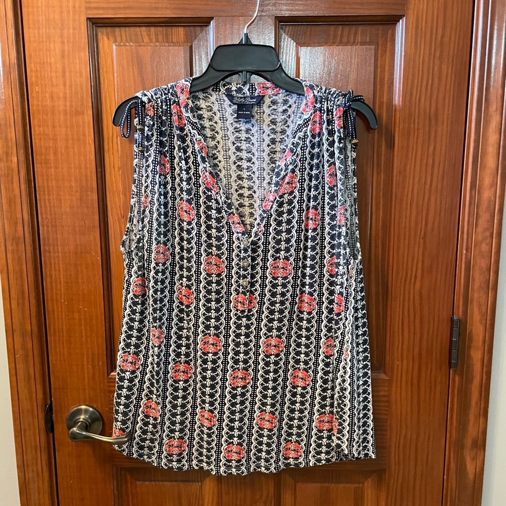 Lucky Brand Floral Sleeveless V-Neck Top -Navy Blue and Red